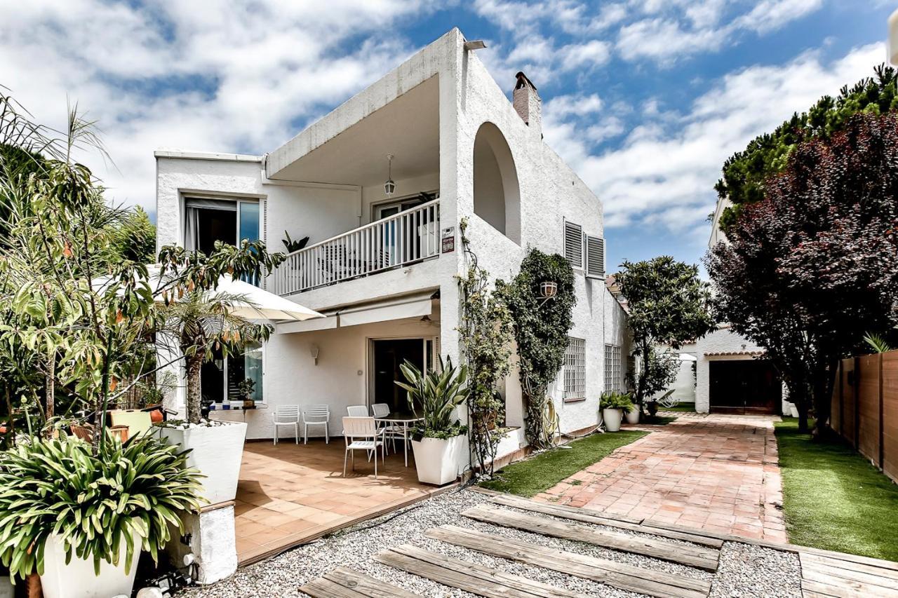 Casa En Sitges Villa Bagian luar foto
