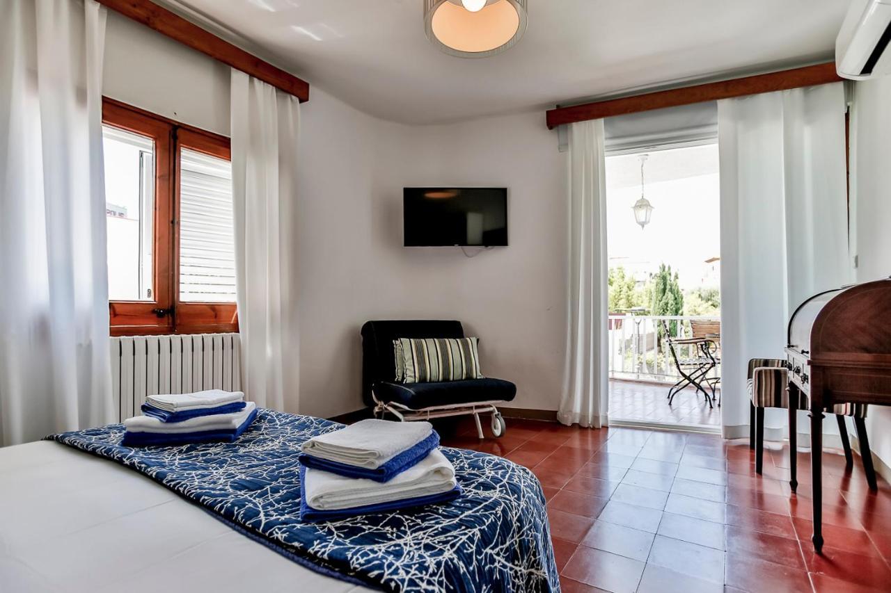 Casa En Sitges Villa Bagian luar foto